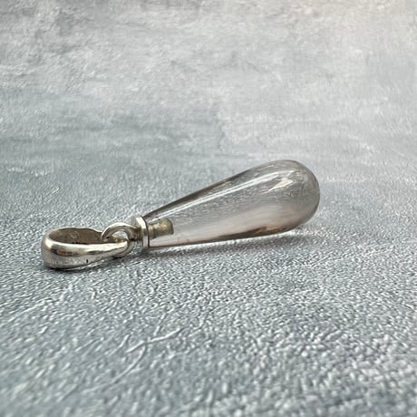 【ガウリシャンカール産】天然ヒマラヤスモーキークォーツ雫型ペンダントトップ/GauriShankar Himalayan Smoky Quartz Drop Pendant Top