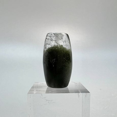 【ガネッシュヒマール産】クローライトイン天然ヒマラヤ水晶 樽型ビーズ/Ganesh Himal Chlorite in Himalayan Quartz barrel beads