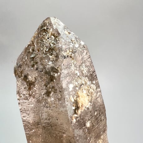 【ガネッシュヒマール産】マイカイン天然ヒマラヤ水晶/Ganesh Himal Himalayan Quartz