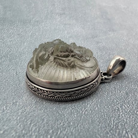 【ガウリシャンカール産】天然ヒマラヤスモーキークォーツ"グリーンターラ様"ペンダントトップ①/Gaurishankar Himalayan Smoky Quartz "Green Tara"