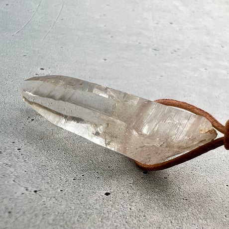 【ガネッシュヒマール産】天然ヒマラヤ水晶ペンダント②/GaneshHimal Natural Himalayan Quartz Pendant