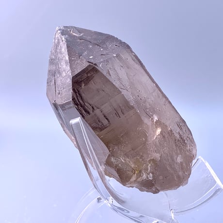 ガウリシャンカール産天然ヒマラヤ”ライト”スモーキークォーツポイント/Gaurishankar Himalayan Quartz Point