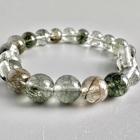 【ガネッシュヒマール産】アクチノライト&クローライトイン天然ヒマラヤ水晶デザインブレスレット Ganesh Himal Actinolite&Chlorite in Himalayan Quartz