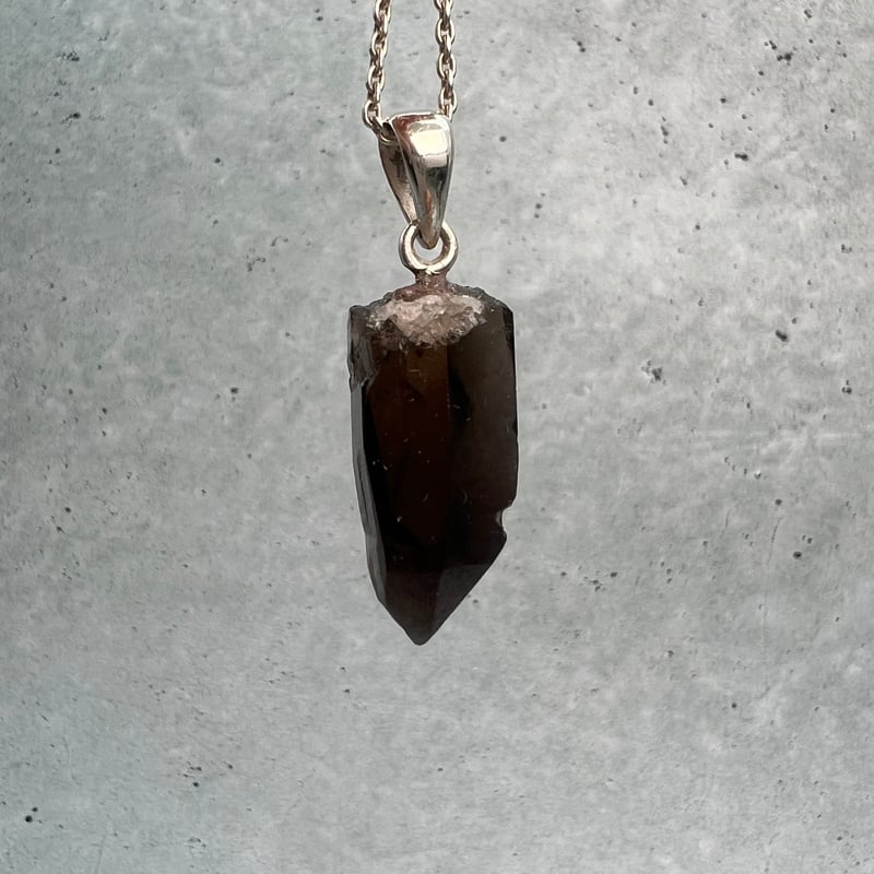 ガウリシャンカール産】天然ヒマラヤスモーキークォーツ