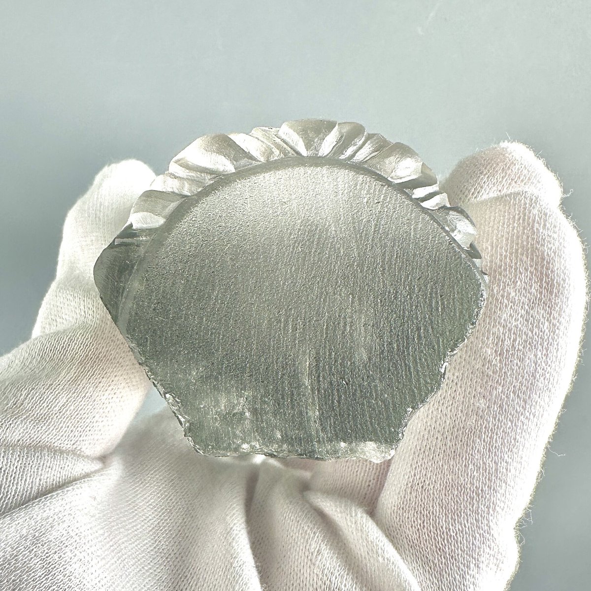 の*す様 ガネーシュヒマール水晶　ヒマラヤ水晶　かき揚げタイプ　クローライト ガネーシュヒマール産水晶 勾玉 クローライト入り 】 まがたま