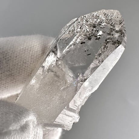 【ガネッシュヒマール産】クローライトイン天然ヒマラヤ水晶ミニポイント"BB" Ganesh Himal Chlorite in Himalayan Quartz Mini Point
