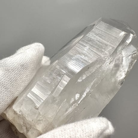マカルー産天然ヒマラヤ水晶ポイント Makalu  Himalayan Quartz Point