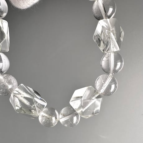 【デザインブレスレット】カイラス産"手磨き"天然ヒマラヤ水晶/Kailash Himalayan Quartz Design Bracelet