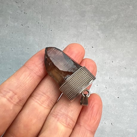 【ガウリシャンカール産】天然ヒマラヤスモーキークォーツ シルバー925ペンダントトップ/GauriShankar Himalayan Smoky Quartz S/V925Pendant Top