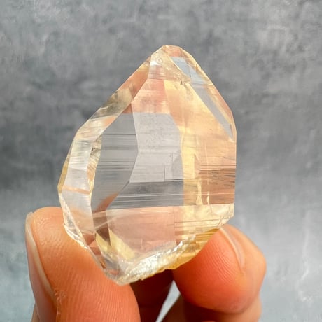 ハイクオリティ【ガネッシュヒマール産】天然ヒマラヤ水晶/Ganesh Himal Himalayan Quartz