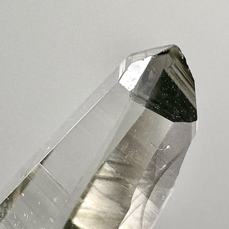 【ガネッシュヒマール産】クローライトイン天然ヒマラヤ水晶ミニポイント/Ganesh Himal Chlorite in Himalayan Quartz Mini Point