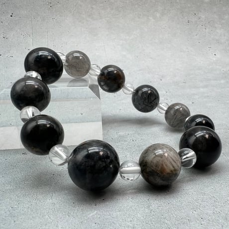 【ガネッシュヒマール産】アクチノライトイン天然ヒマラヤ水晶デザインブレスレット/Ganesh Himal Actinolite in Himalayan Quartz Design Bracelet