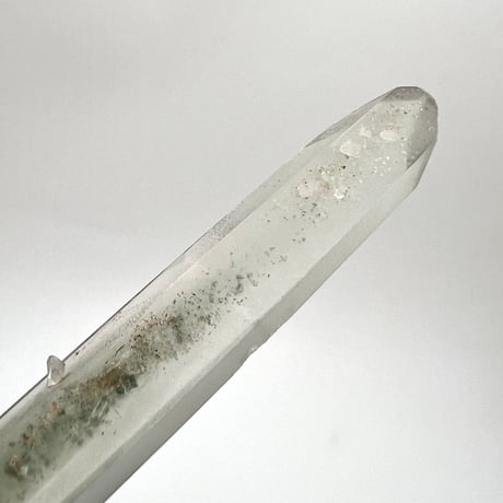 マダガスカル産クローライトインクォーツ/Madagascar Chlorite in Quartz