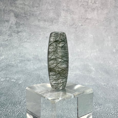 【ガネッシュヒマール産】アクチノライトイン天然ヒマラヤ水晶 樽型ビーズ③/Ganesh Himal Actinolite in Himalayan Quartz barrel beads