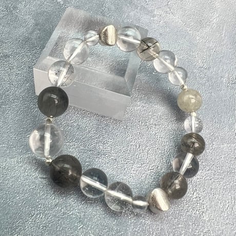 【ガネッシュヒマール産】アクチノライトイン天然ヒマラヤ水晶デザインブレスレット/Ganesh Himal Actinolite in Himalayan Quartz Design Bracelet