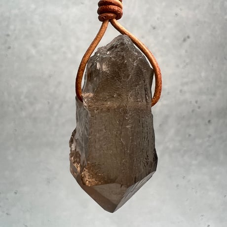 【ガウリシャンカール産】天然ヒマラヤスモーキークォーツペンダントトップ/Gaurishankar HimalayanSmoky pendant top