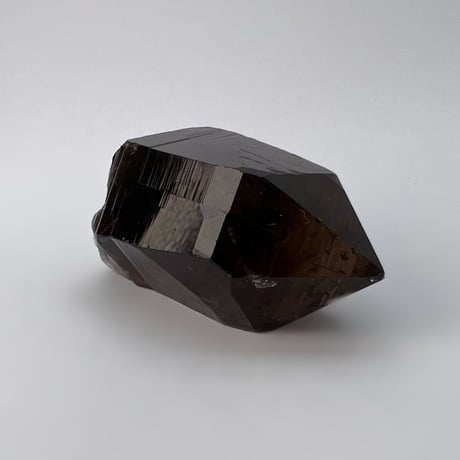 ガウリシャンカール産天然ヒマラヤスモーキークォーツポイント/GauriShankar Himalayan Smoky Quartz