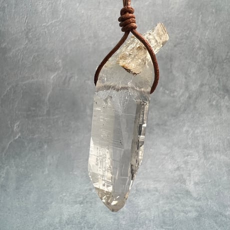 【ガネッシュヒマール産】天然ヒマラヤ水晶ペンダント⑨/GaneshHimal Natural Himalayan Quartz Pendant