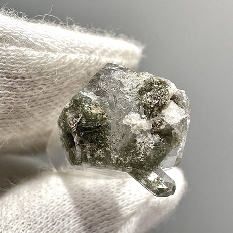【ガネッシュヒマール産】クローライトイン天然ヒマラヤ水晶ミニポイント/Ganesh Himal Chlorite in Himalayan Quartz Mini Point