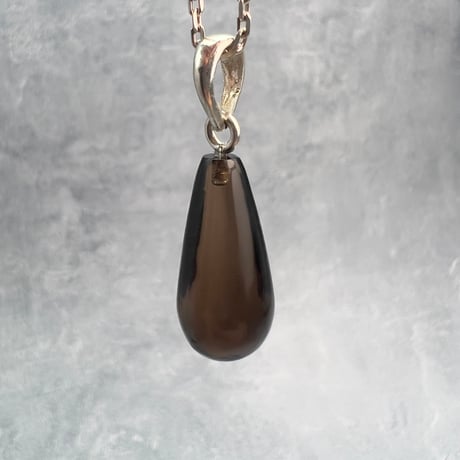 【ガウリシャンカール産】"手磨き加工"天然ヒマラヤスモーキークォーツ 雫型ペンダントトップ/Gaurishankar Himalayan Smoky Quartz Drop pendant top