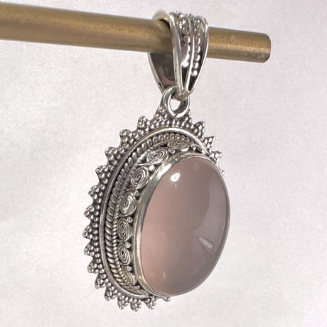 マダガスカル産ローズクォーツペンダントトップ3⃣ (シルバー925)/Rosequartz Pendant Top