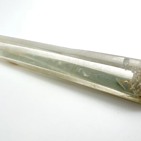 マダガスカル産クローライトインクォーツ/Madagascar Chlorite in Quartz