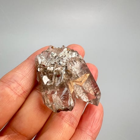 【ガネッシュヒマール産】マイカイン天然ヒマラヤ水晶/Ganesh Himal Maica in Himalayan Quartz