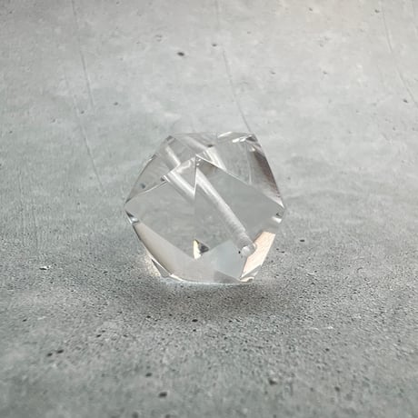 【ガネッシュヒマール産】天然ヒマラヤ水晶"手磨き加工"イコサヘドロン"ビーズ /Ganesh Himal Himalayan Quartz "Icosahedron"beads