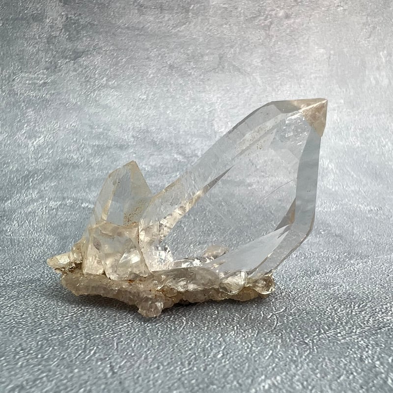 ハイクオリティ【ガネッシュヒマール産】リモナイトイン天然ヒマラヤ