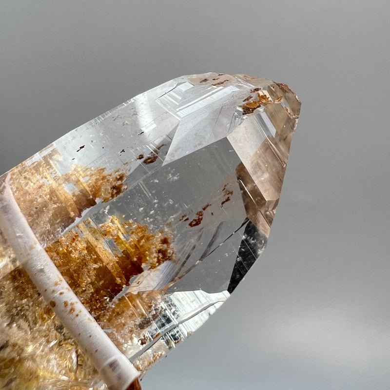 ガネーシュヒマール ヒンドゥン産 リモナイトインクォーツ ガネーシュヒマール ヒンドゥン産 リモナイトインクォーツ