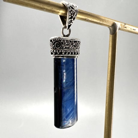 ネパール産ヒマラヤカイヤナイトS/V925ペンダントトップ ④ NEPAL Himalayan Kyanite Pendant Top