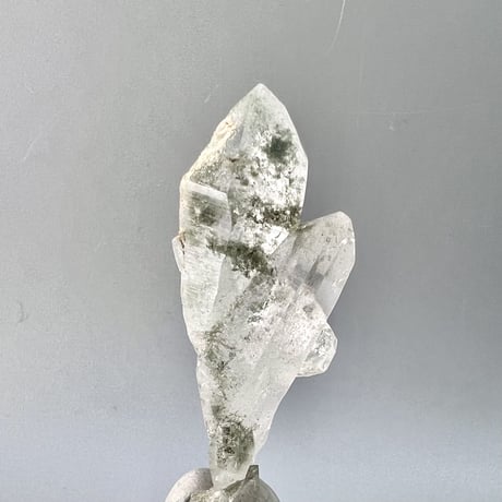 【マナスル産】クローライトイン天然ヒマラヤ水晶ポイント/Manaslu Chlorite in Himalayan Quartz Point