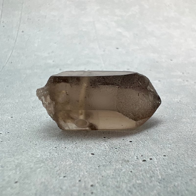 ガウリシャンカール産】天然ヒマラヤスモーキークォーツ