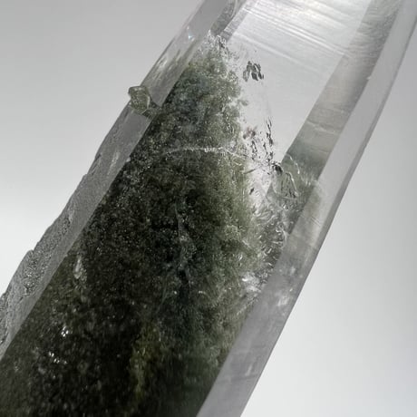 【ガネッシュヒマール産】クローライトイン天然ヒマラヤ水晶ナチュラルポイント⑦ Ganesh Himal Chlorite in Himalayan Quartz Natural Point