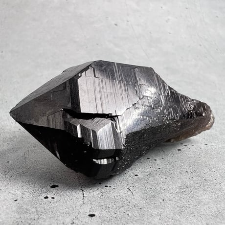 【ガウリシャンカール産】天然ヒマラヤスモーキークォーツ"E"/GauriShankar Himalayan Smoky Quartz