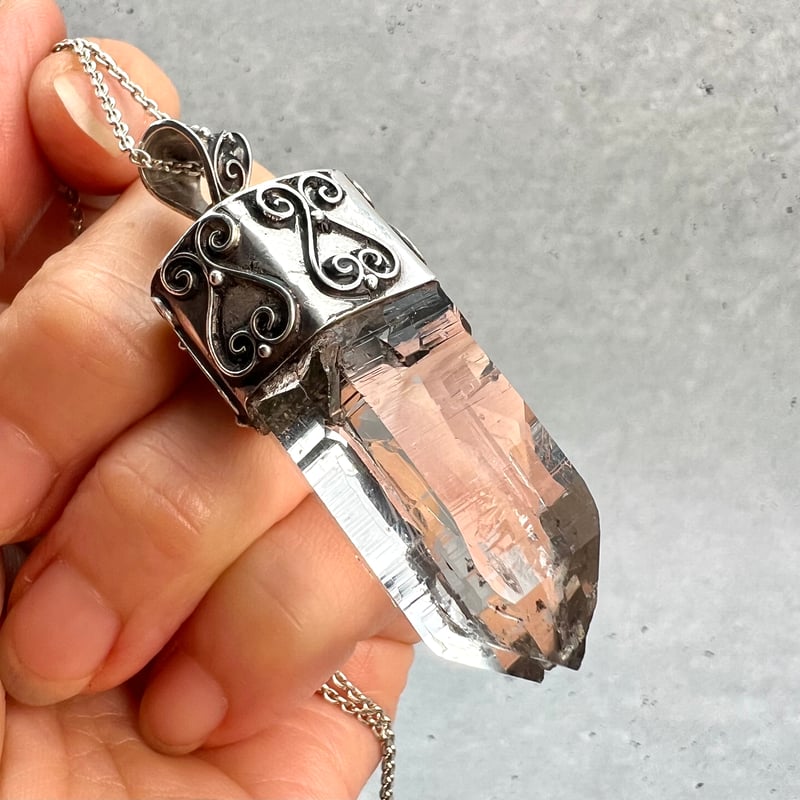 ガネッシュヒマール産水晶ネックレス 浄化アイテム付き ガネッシュヒマール産】天然ヒマラヤ水晶 シルバー925ペンダント