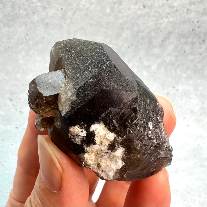 ガウリシャンカール産】天然ヒマラヤスモーキークォーツ