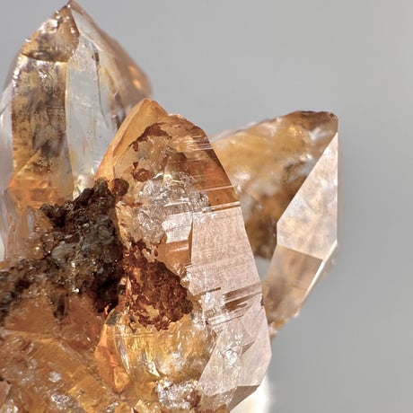 【ガネッシュヒマール産】リモナイトイン天然ヒマラヤ水晶/Ganesh Himal Limonite in Himalayan Quartz
