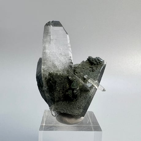 【ガネッシュヒマール産】クローライトイン天然ヒマラヤ水晶ミニクラスター/Ganesh Himal  Chlorite in Himalayan Quartz Mini Cluster