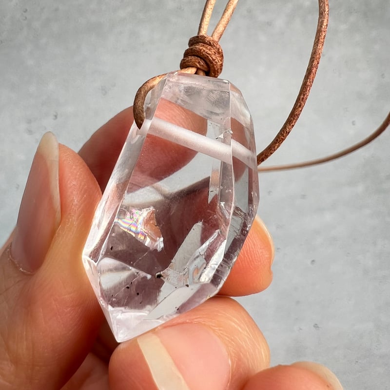 ガネーシュヒマラヤ天然石水晶ペンダント ガネッシュヒマール産】天然ヒマラヤ水晶ペンダント(ポリッシュ面有)➀