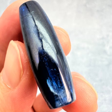 【ハイクオリティ】ネパール産天然ヒマラヤカイヤナイト バレルビーズ①/Nepal﻿ Himalayan Kyanite﻿ Barrel Beads