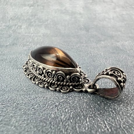 【ガウリシャンカール産】天然ヒマラヤスモーキークォーツ シルバー925ペンダントトップ/GauriShankar Smoky Quartz Silver925 Pendant Top