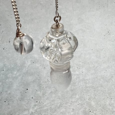 【ガネッシュヒマール産】天然ヒマラヤ水晶"手磨き加工"ペンデュラム(バジュラ.プルバ)/Ganesh Himal Himalayan Quartz Pendulum(vajra Phurba)