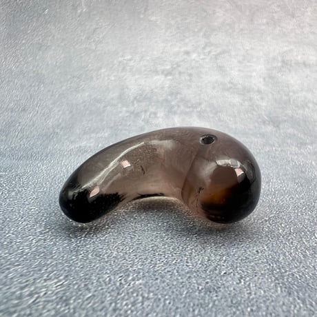 【ガウリシャンカール産】天然ヒマラヤスモーキークォーツ"手磨き加工"勾玉ビーズ①/Gaurishankar Himalayan Smoky Quartz Magatama Beads