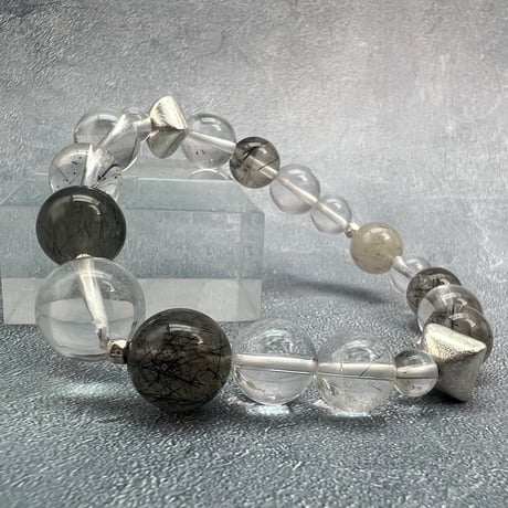 【ガネッシュヒマール産】アクチノライトイン天然ヒマラヤ水晶デザインブレスレット/Ganesh Himal Actinolite in Himalayan Quartz Design Bracelet