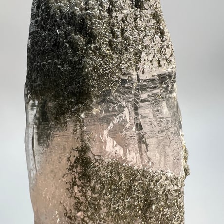 大特価【ガネッシュヒマール産】クローライトイン天然ヒマラヤ水晶⑫/Ganesh Himal Chlorite in Himalayan Quartz