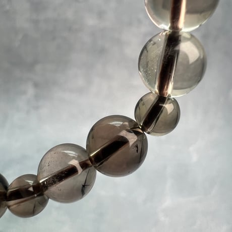 【ガウリシャンカール産】"手磨き加工"天然ヒマラヤスモーキークォーツデザインブレスレット/Gaurishankar Himalayan Smoky Quartz Design Bracelet