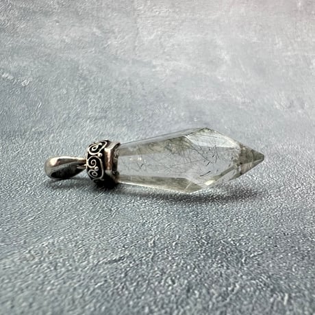 【ガネッシュヒマール産】アクチノライトイン天然ヒマラヤ水晶ペンダントトップ⑤/Ganesh Himal Actinorite in Himalayan Quartz Pendant Top