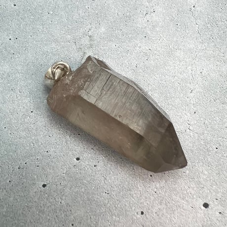 【ガウリシャンカール産】天然ヒマラヤスモーキークォーツ バチカン付きペンダントトップ①/Gaurishankar Himalayan Smoky Silver925 pendant top