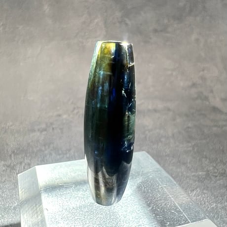 【ハイクオリティ】ネパール産天然ヒマラヤカイヤナイト バレルビーズ②/Nepal﻿ Himalayan Kyanite﻿ Barrel Beads